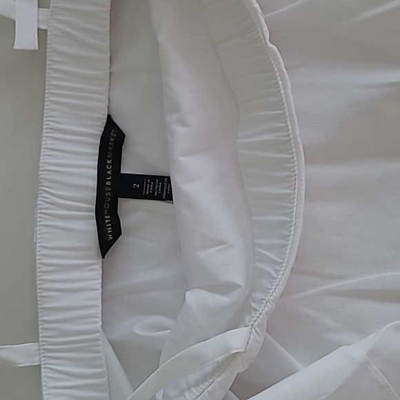 WHBM Ruffled Cold Shoulder Top - Picture 4 of 6